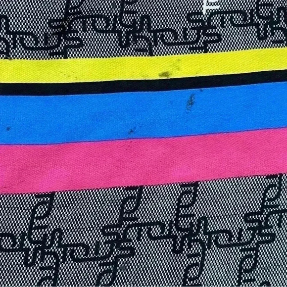 TOUS Logogram collection scarf in black, with TOUS logo print babushka hijab - Picture 4 of 6